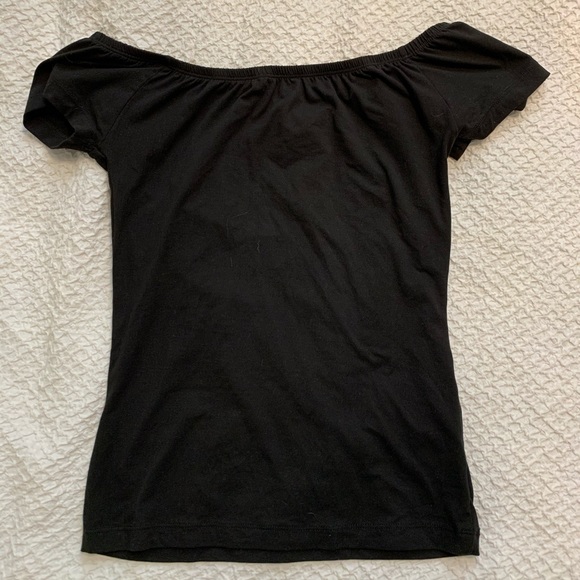 Off the shoulder top! - Picture 1 of 3